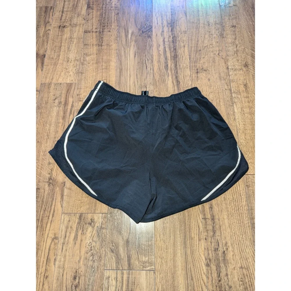 Nike Women's Dri-FIT Division‎ Running Tempo Luxe Shorts DQ5932 Black Size M